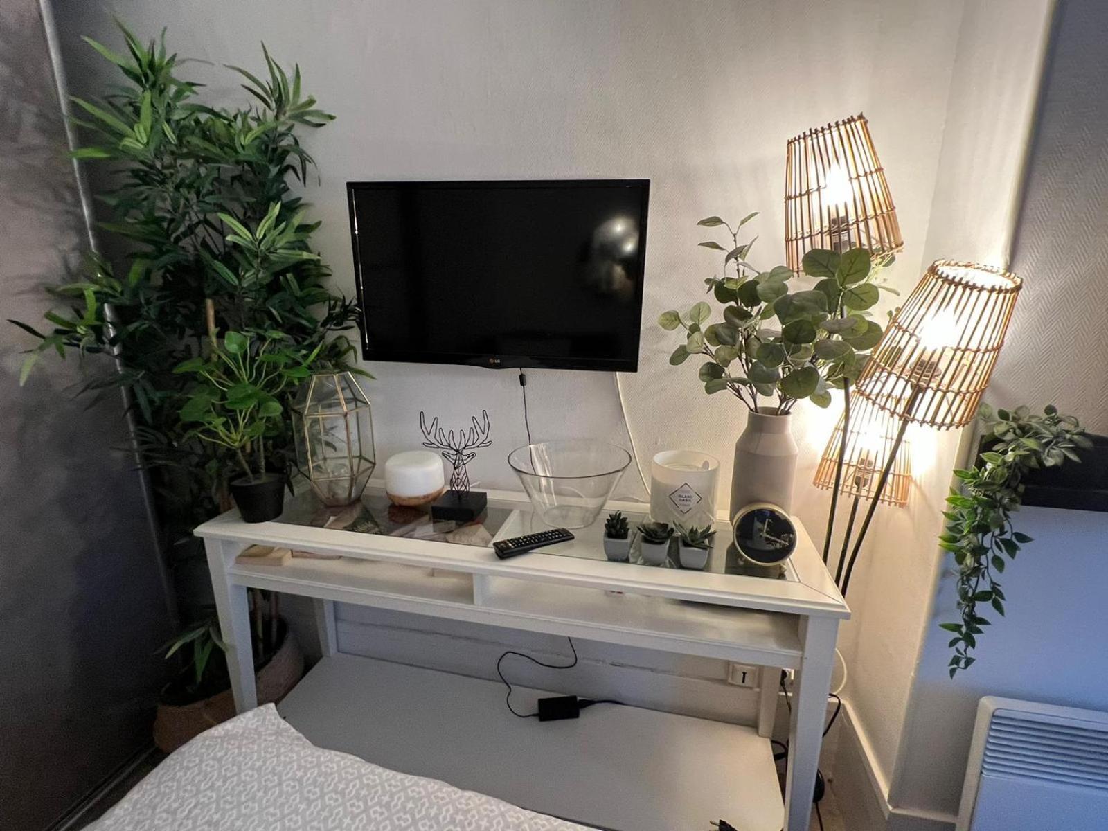 Studio Moderne Au Coeur De Paris Batignolles المظهر الخارجي الصورة